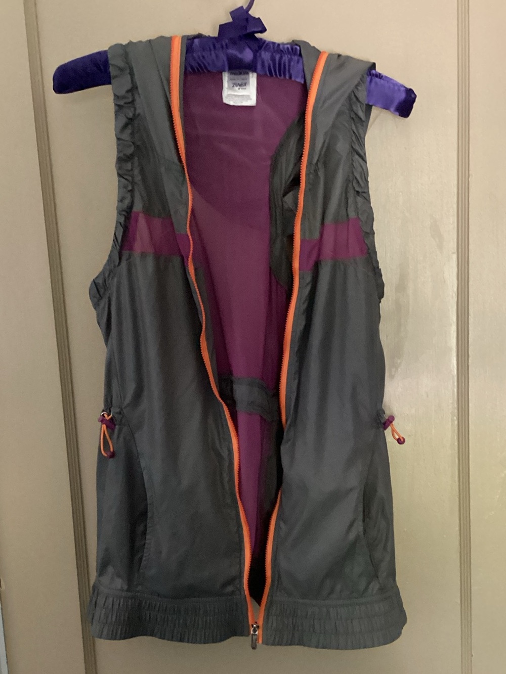Sleeveless Gray Windbreaker Vest with Purple Lining by Zumba